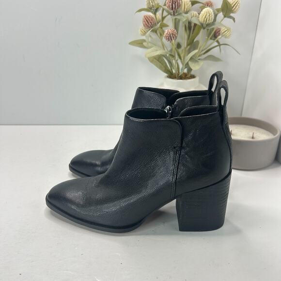 Vionic Lyssa Leather Heeled Ankle Boots Black Side Zip Square Toe Women's US 6 - Picture 3 of 10
